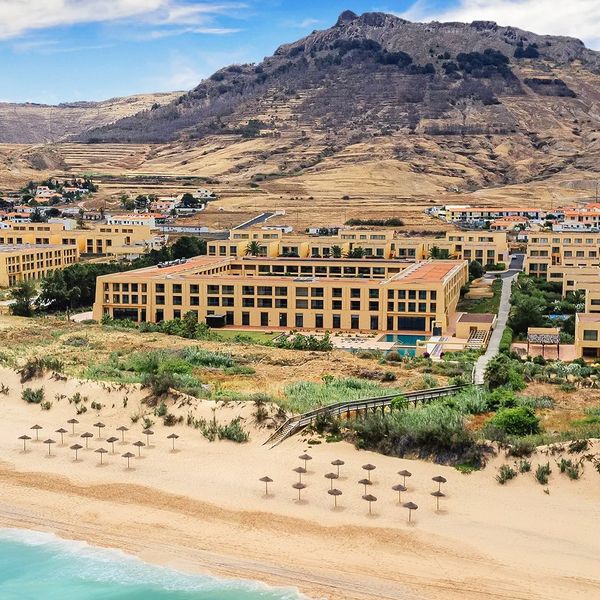 The Navigator Colombus — Cabeco Da Ponta, Portugalia