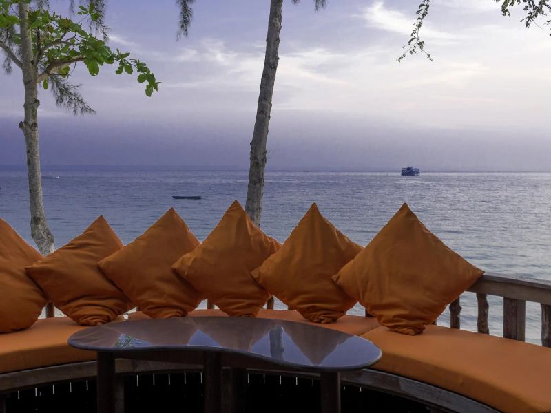 Baan Ploy Sea