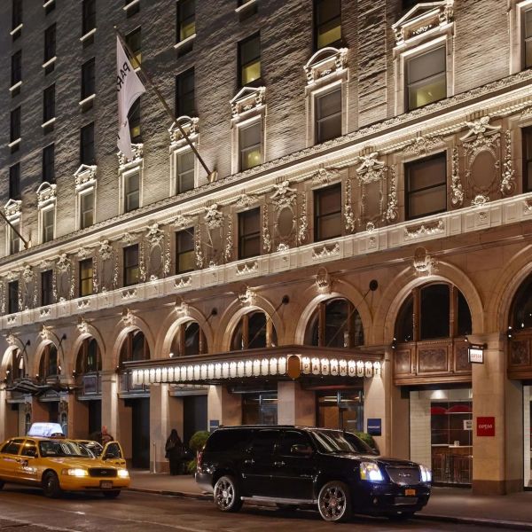 Paramount Times Square - A Generator — Nowy Jork, Stany Zjednoczone