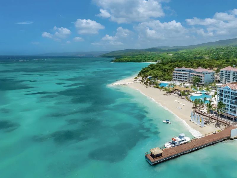 Sandals Dunn s River