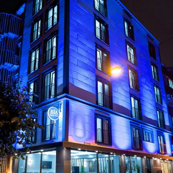 Ria Suites