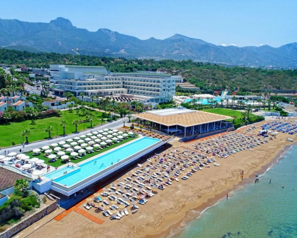 Acapulco Resort