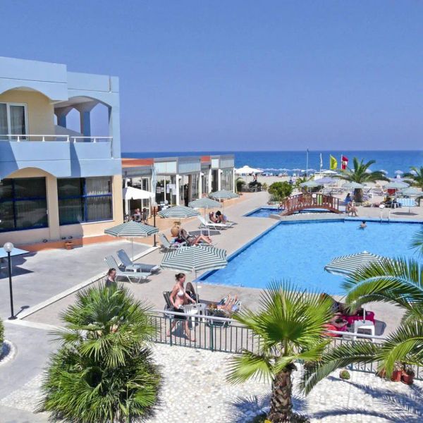 Kathrin Beach — Adelianos Kampos, Grecja