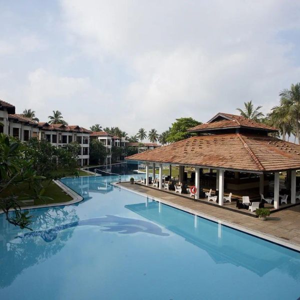 Club Dolphin — Waikkal, Sri Lanka