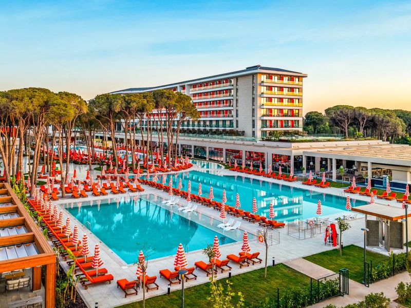 Trendy Perge Resort & Suites