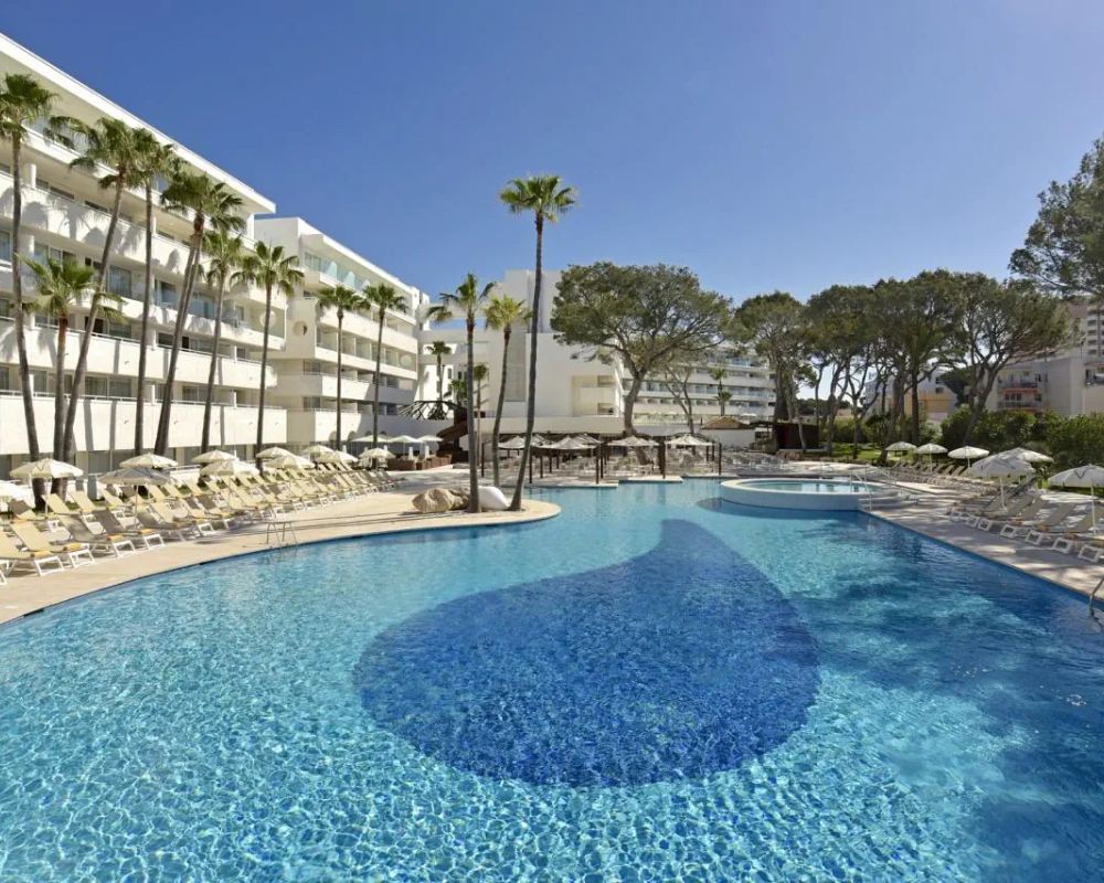 Iberostar Waves Cristina