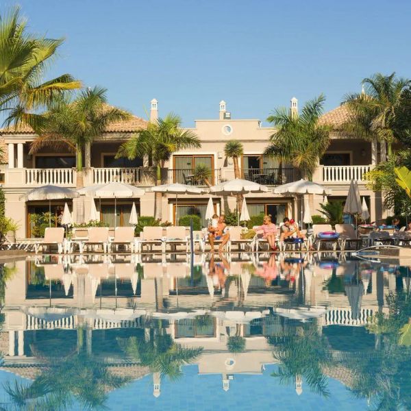 Marylanza Aparthotel