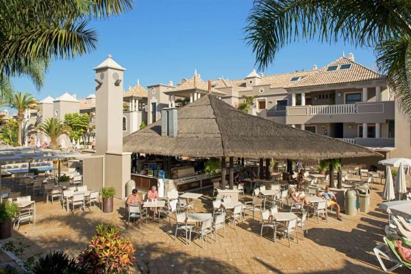 Marylanza Aparthotel