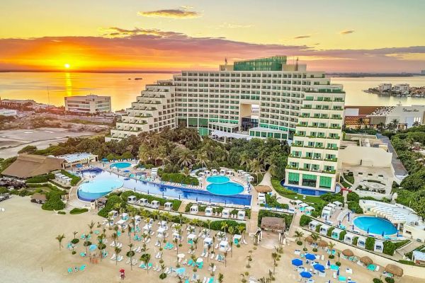 Live Aqua Beach Resort Cancun (ex. Live Aqua Cancun)