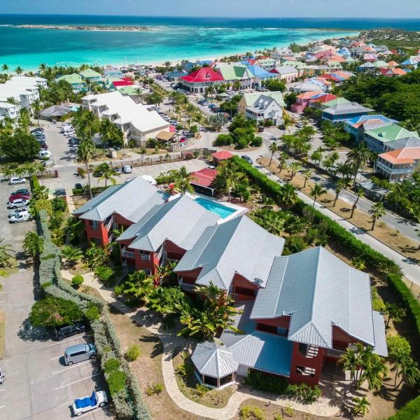 Palm Court — Orient Bay, Karaiby