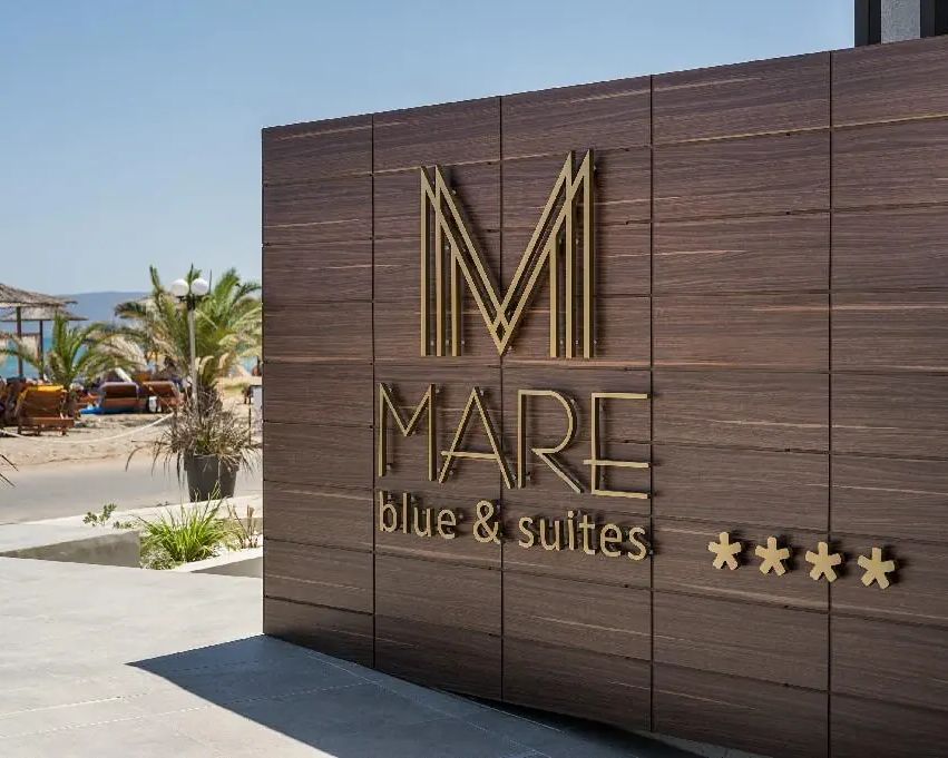 Mare Blue & Suites