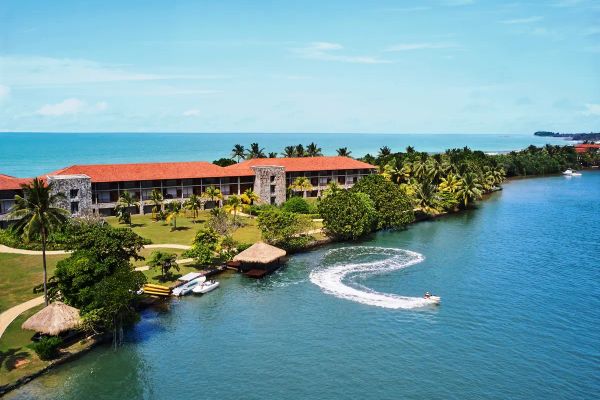 Cinnamon Bentota Beach
