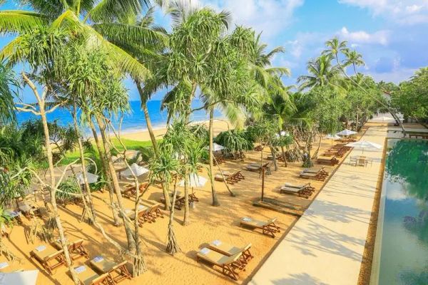 Pandanus Beach Resort and Spa (ex Emerald Bay)