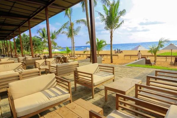 Pandanus Beach Resort and Spa (ex Emerald Bay)