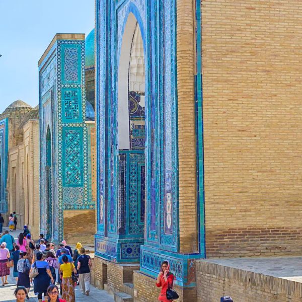 Uzbekistan /+ wyprawa na pustynię/