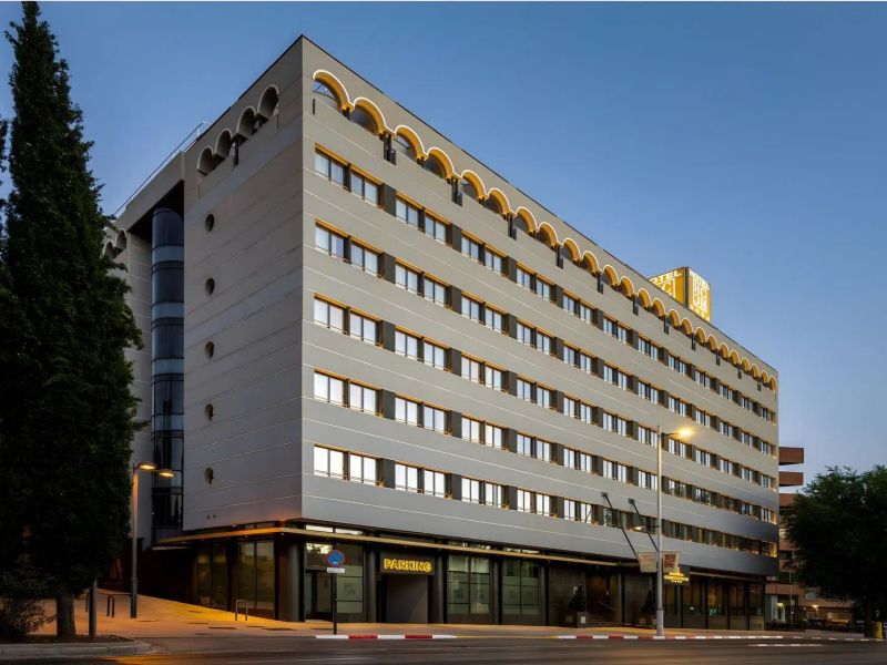 Granada Center