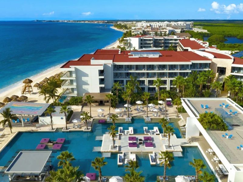 Breathless Riviera Cancun Resort