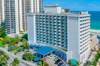 Ramada Plaza by Wyndham Marco Polo Beach Resort
