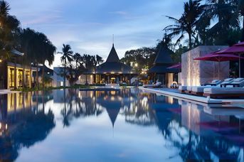 The Royal Santrian Luxury Beach Villas