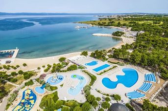 Zaton Holiday Resort Apartments