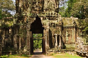 Wietnam i Kambodża - smok w dżungli