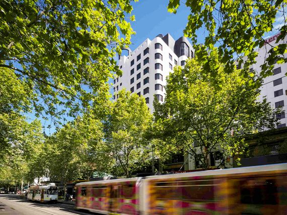 Pullman Melbourne City Centre