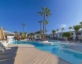 H10 Sentido White Suites