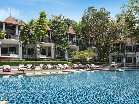 Crown Lanta Resort & Spa