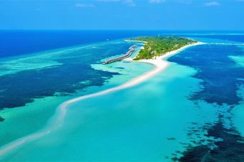 Kuredu Island Resort & Spa