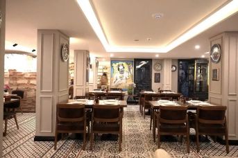Royan Hagia Sophia Radisson Individuals