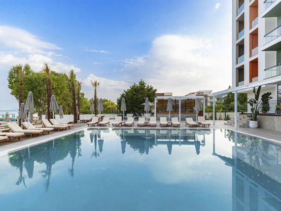 Morina Beach 4*