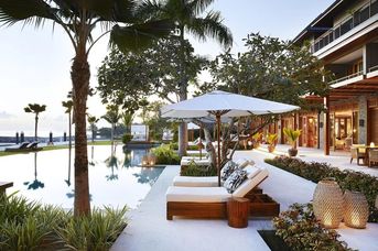 Lescale Resort Marina & Spa