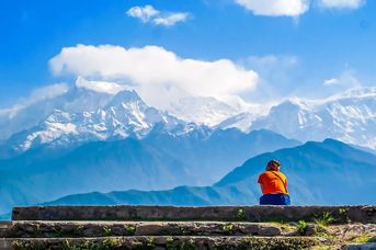 Nepal: Wędrówki i Przygody