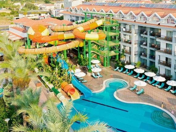 Crystal Aura Beach Resort - zdjęcie 2
