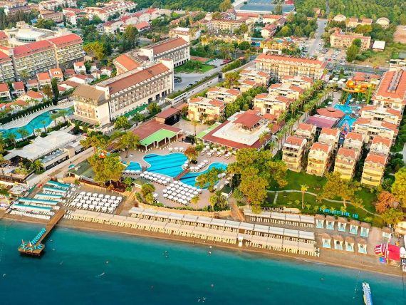 Crystal Aura Beach Resort - zdjęcie 3