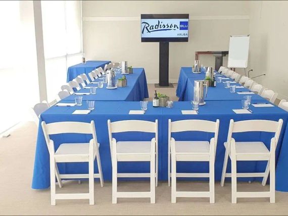 Radisson Blu Aruba 4*