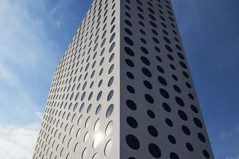 Quality Strawberry Arena