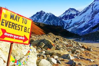 Nepal - Trekking do Bazy pod Everestem