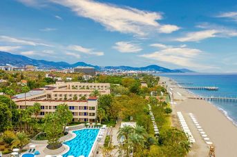 Labranda Alantur Resort