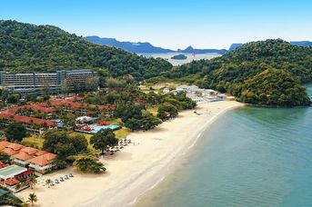 Holiday Villa Beach Resort & Spa Langkawi