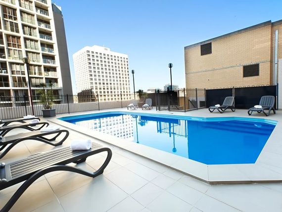 Metro Marlow Central