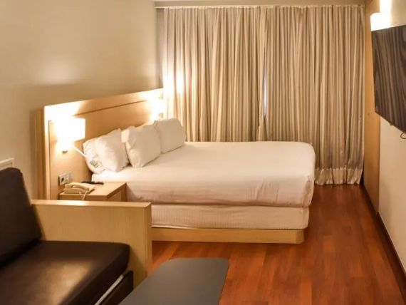 Suites Plaza &amp;amp; Wellness 5*