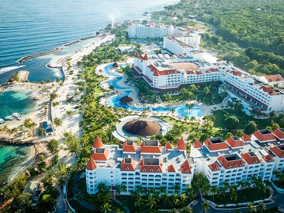 Bahia Principe Luxury Runaway Bay