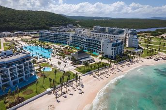 Ocean Eden Bay - Adults Only