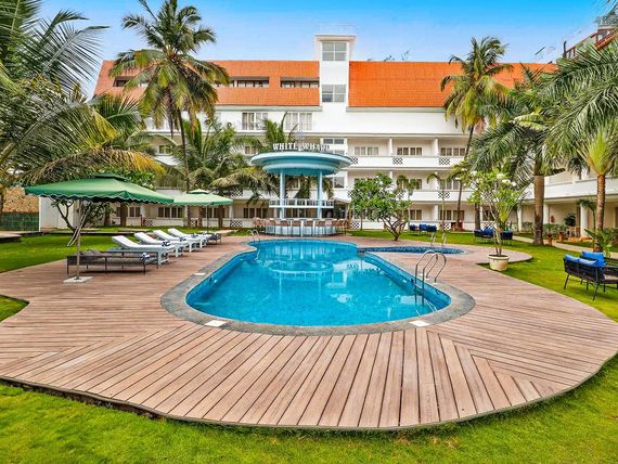 White Wharf Beach Resort