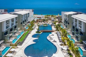 Catalonia Grand Costa Mujeres