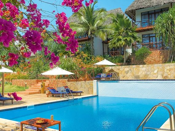 Sultan Sands Island Resort