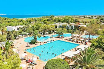 Caravia Beach & Bungalows