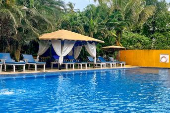 Justa Morjim Beach Resort Goa