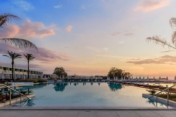 Gennadi Grand Resort